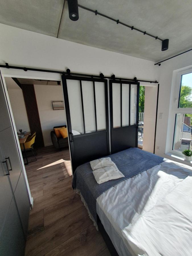 Green Port Spa Kolobrzeg Stylowy Loft- W Cenie Klimatyzacja, Baseny, 2 Jacuzzi, Sauna, Szlafroki, Bawialnia Apartment